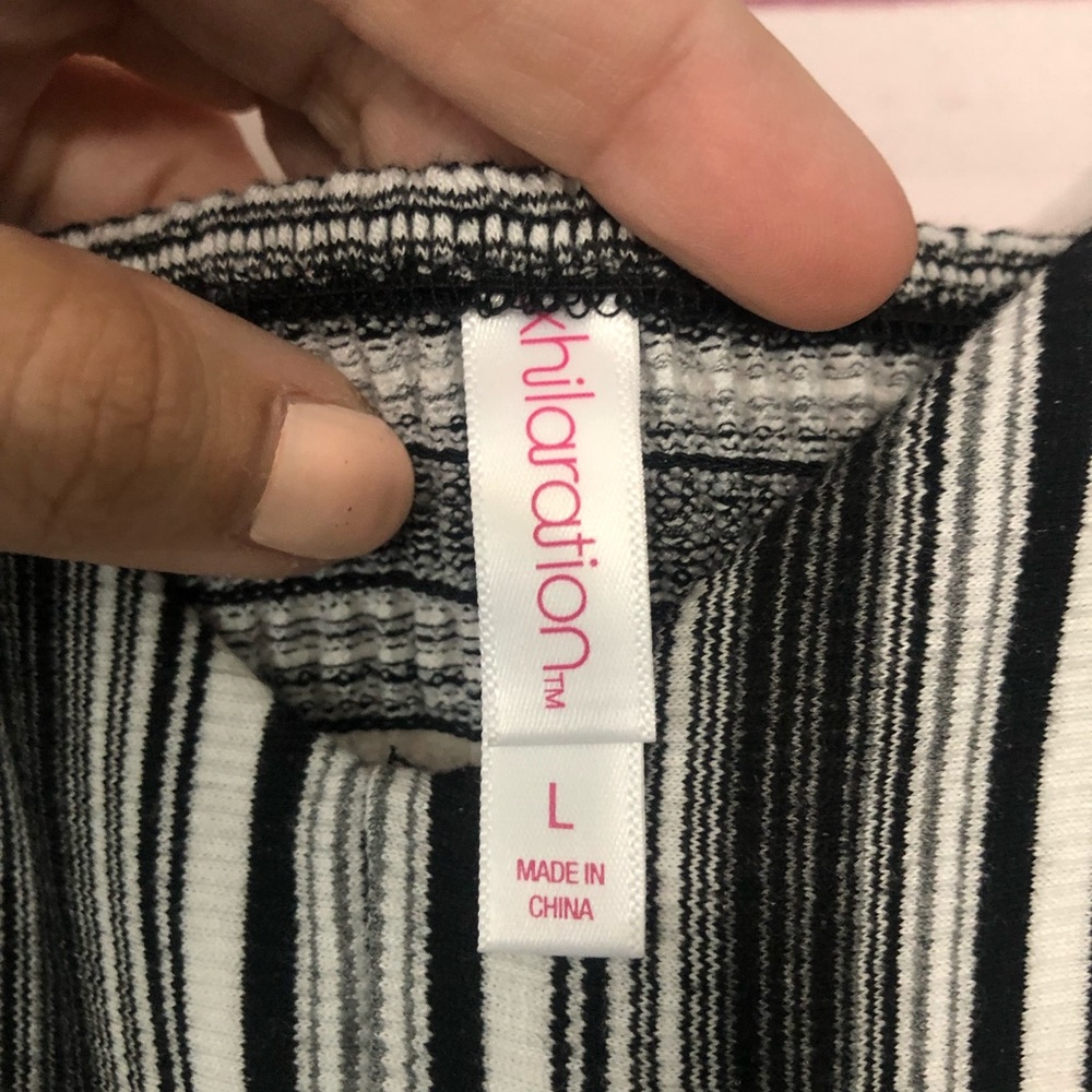 NWT Xhilaration Black & White Striped Jumpsuit - Picture 7 of 8